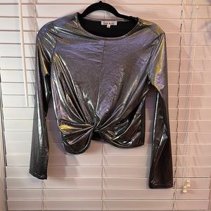 Love More. Shiny Silver Long Sleeve Top Sz XS 🌺Bundle & Save🌺